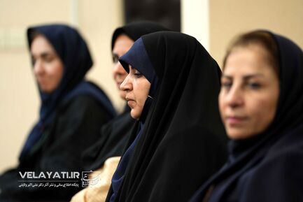 دیدار دکتر ولایتی با پرستاران بیمارستان مسیح دانشوری