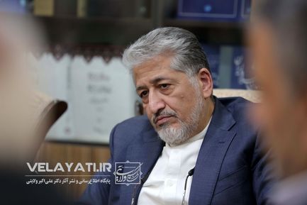 دیدار رئیس جدید، روئسای واحدها و معاونین دانشگاه آزاد اسلامی با دکتر ولایتی