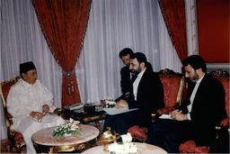 عكس/ دكتر ولايتي و پادشاه مراكش