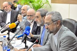 نشست با اعضای اتاق بازرگانی