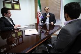 گفت و گوی دکتر ولایتی با خبرگزاری تسنیم/ عکس