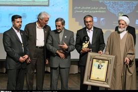 دکتر ولایتی: تمام دنیا به بزرگی بوعلی سینا اقرار کرده اند