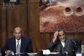 دیدار اندیشمندان مصری با دکتر ولایتی/عکس