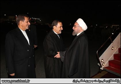 تصاویر استقبال از رئیس جمهور در بازگشت از سفر ارمنستان،قزاقستان و قرقیزستان