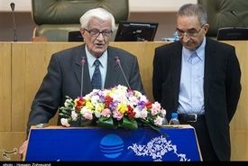 تصاویر دیدار دکتر ولایتی با پزشکان/حسین ظهره وند