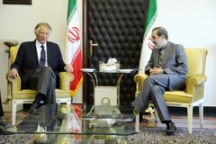لغو تحریمهای ایران در راستای قبول حقانیت ماست