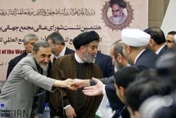 بیداری اسلامی متوقف نشده و جهان اسلام کاملاً بیدار است