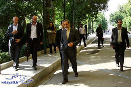 تصاویر/حاشیه‌های حضور دکتر ولایتی در دانشگاه تهران