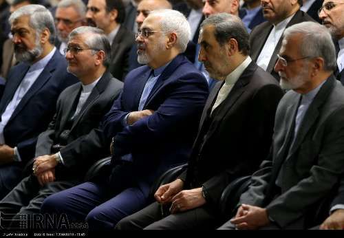 دکتر ولایتی در دیدار مسئولان وزارت امور خارجه با مقام معظم رهبری/تصاویر