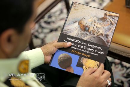 دیدار فرمانده حفاظت از شخصیت‌ها و دژبان فراجا با دکتر ولایتی