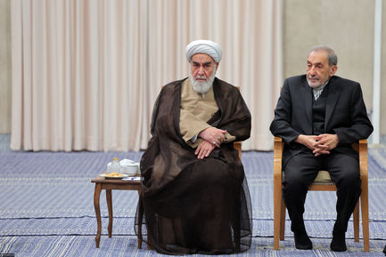 دیدار رئیس‌جمهور و اعضای هیئت دولت با مقام معظم رهبری